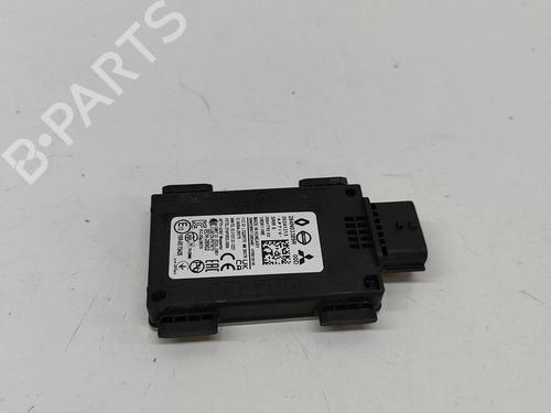 Used Electronic module RENAULT AUSTRAL E-TECH 200 Hybrid (HGM2) (199 hp) 29007752