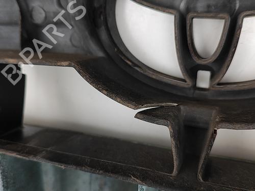 Atrapa chłodnicy / Grill TOYOTA HILUX VI Pickup (_N1_) 2.0 (RZN142) | BP30394671C40 