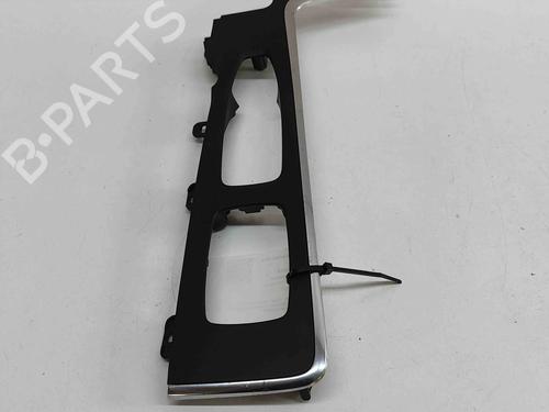 Used Middle console Middle console VOLVO V60 II (225) B6 Mild-Hybrid AWD (299 hp) 29459326 29459326