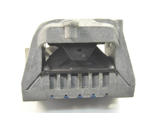 Used Engine mount Engine mount SKODA OCTAVIA II (1Z3) 1.8 TSI (160 hp) 9862766 9862766