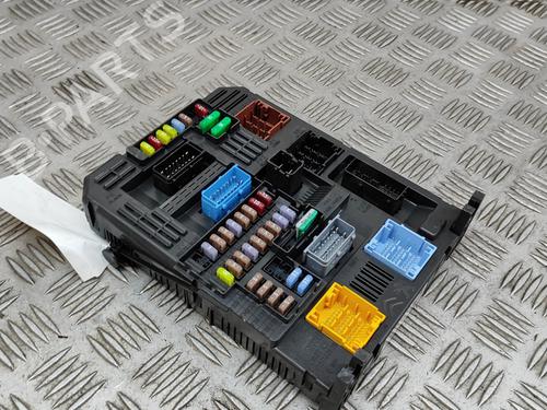 Fuse box PEUGEOT 3008 II SUV (MC_, MR_, MJ_, M4_) Hybrid | BP28554205E1 