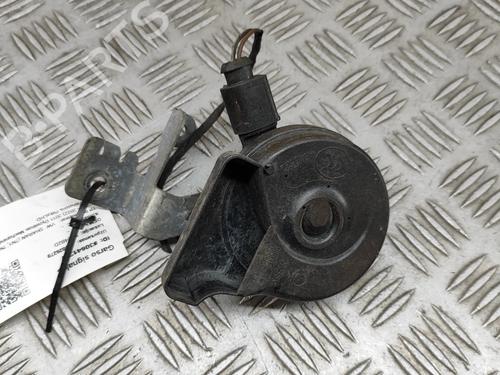 horn-vw-sharan-7n1-7n2-2010-2011-2012-2013-2014-2015-2016-2017-2018-2019-2020-2021-2022-26658387 main image