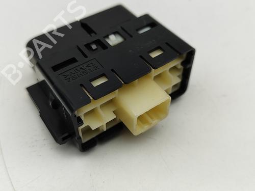 Switch TOYOTA PRIUS (_W5_) 1.8 Hybrid (ZVW50_, ZVW51_) | BP27260546I30 