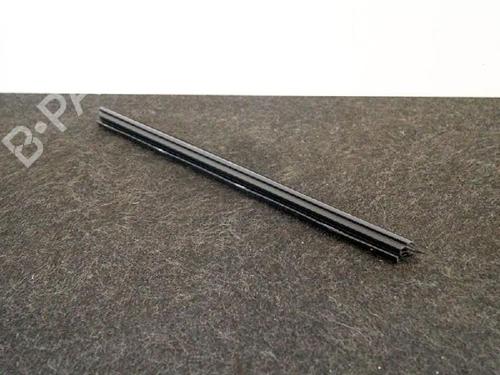 Used Rubber door seal BMW X1 (F48) xDrive 20 i (192 hp) 6738574