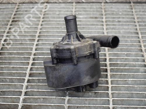 Used Auxiliary water pump Auxiliary water pump TESLA MODEL X (5YJX) 90D AWD (525 hp) 20233123 20233123