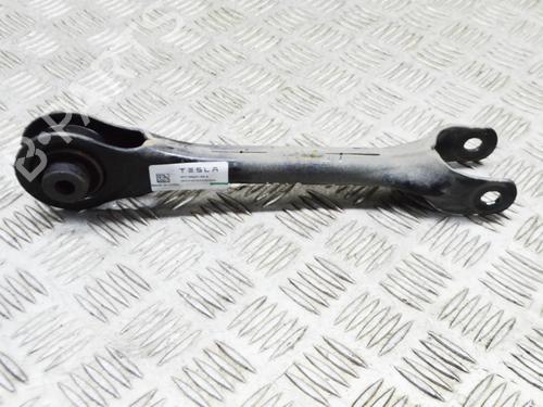 Used Right rear suspension arm Right rear suspension arm TESLA MODEL Y (5YJY) EV Performance All-wheel Drive (534 hp) 33359976 33359976