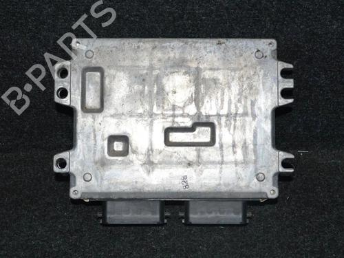 Used Engine control unit (ECU) Engine control unit (ECU) SUZUKI SWIFT III (MZ, EZ) 1.5 (RS415, ZC21S) (102 hp) 8895499 8895499