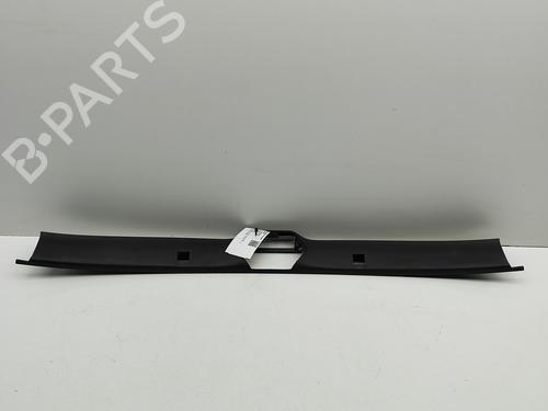 Pynteleist til bakluke PORSCHE BOXSTER (986) 2.5 (204 hp) 30005450