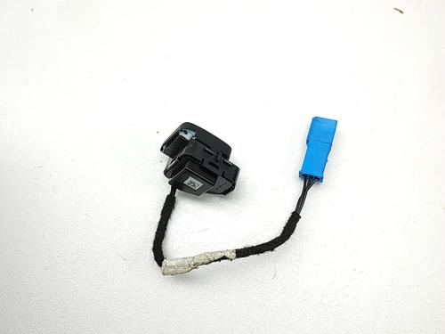 Switch TESLA MODEL Y (5YJY) Long Range All-wheel Drive | BP38565447I30 - Image 2