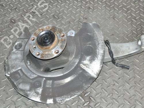 Used Right front steering knuckle Right front steering knuckle BMW 6 Convertible (F12) 650 i (449 hp) 33368207 33368207