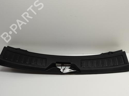 Used Tailgate trim LAND ROVER DISCOVERY SPORT (L550) 2.0 D 4x4 (180 hp) 27015122