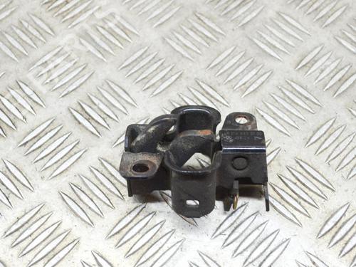 Used Hood lock MERCEDES-BENZ CLC-CLASS (CL203) CLC 220 CDI (203.708) (150 hp) 11832081
