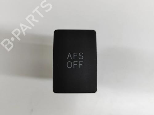 switch-toyota-auris-estate-_e18_-2013-2014-2015-2016-2017-2018-24141569 main image