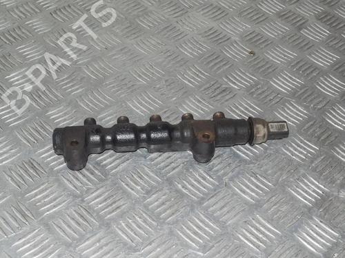 Used Injection rail CITROËN C4 I (LC_) 1.6 HDi (109 hp) 6718221