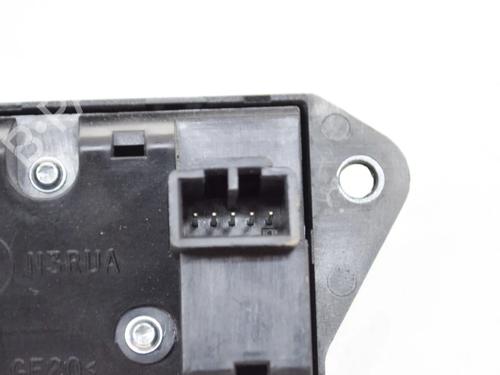 Switch LAND ROVER RANGE ROVER EVOQUE (L538) 2.0 D 4x4 | BP9629556I30