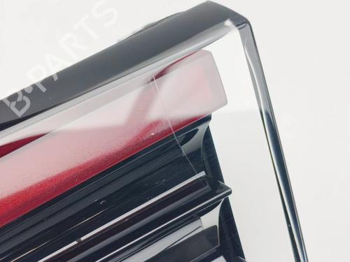 Right tailgate light TESLA MODEL Y (5YJY) Long Range All-wheel Drive | BP38201778C80 - Image 5