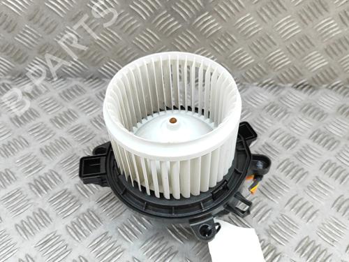 Used Heater blower motor PEUGEOT 5008 III (KA_, KB_, KC_) e-210 (213 hp) 28433337