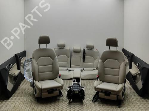 Conjunto de bancos MERCEDES-BENZ GLA-CLASS (X156) GLA 250 4-matic (156.946) (211 hp) 31686911