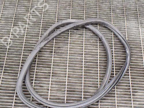 Used Rubber door seal PEUGEOT 208 I (CA_, CC_) 1.2 VTI 82 (82 hp) 14610079