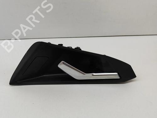 Venstre bagtil invendig håndtag AUDI A3 Sportback (8YA, 8YF) 30 TFSI (110 hp) 27775133