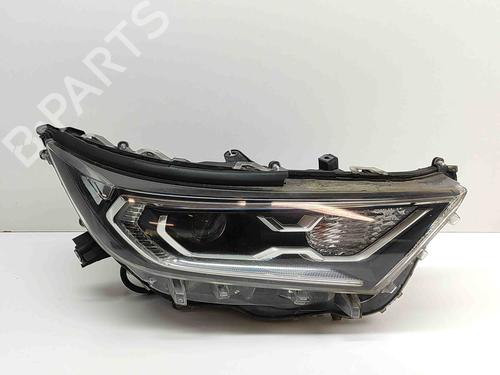 Used Right headlight TOYOTA RAV 4 V (_A5_, _H5_) 2.5 Hybrid (AXAH52) (218 hp) 27793356