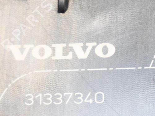 Used Fuse box VOLVO XC60 I SUV (156) D5 AWD (215 hp) 6740653