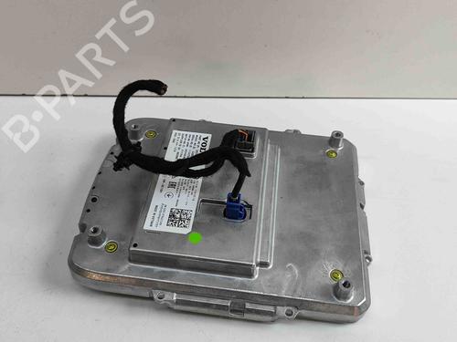 Display VOLVO V60 II (225) B6 Mild-Hybrid AWD | BP29459352C48 
