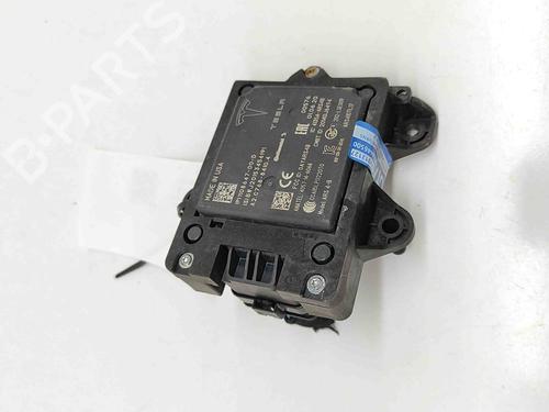 Electronic module TESLA MODEL X (5YJX) P100D AWD | BP25218072M83