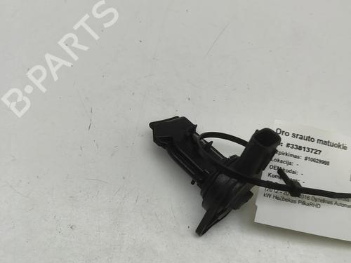 Luftmassemåler VOLVO V40 Cross Country (526) D2 (120 hp) 32119536