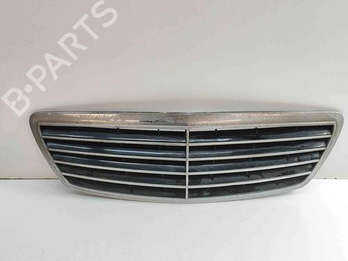 Grill Grill MERCEDES-BENZ S-CLASS (W220, V220) S 500 4-matic (220.084, 220.184) (306 hp) 29373489 29373489