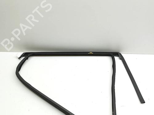 Dørliste BMW XM (G09) XM All-wheel Drive | BP32213693C150