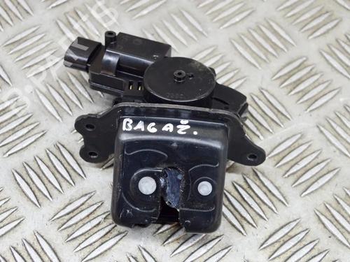 tailgate-lock-toyota-c-hr-_x1_-18-hybrid-zyx10_-zyx11_-2016-10915023 main image