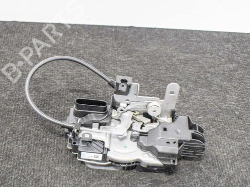 Used Front right lock VOLVO V40 Hatchback (525) D2 (120 hp) 6764328