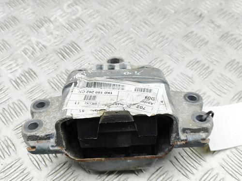 engine-mount-vw-scirocco-iii-137-138-2008-2009-2010-2011-2012-2013-2014-2015-2016-2017-2018-32458939 main image