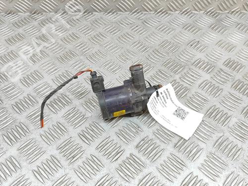 Used Auxiliary water pump Auxiliary water pump VW TOUAREG (7P5, 7P6) 3.0 V6 TDI (262 hp) 26013712 26013712