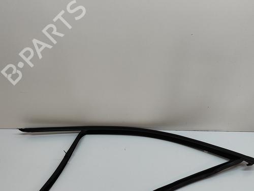 Used Door moulding trim BMW X2 (U10) iX2 xDrive 30 (313 hp) 27787713