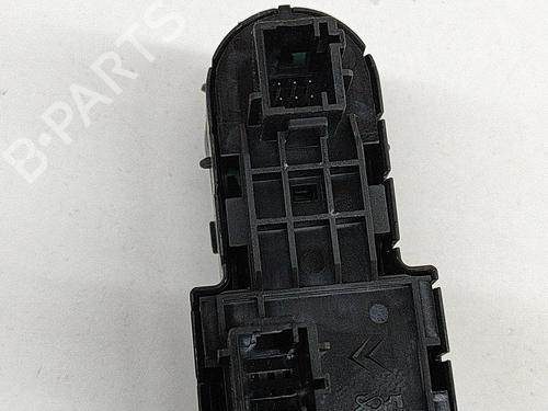 Right front window switch CITROËN C5 AIRCROSS (A_) 1.5 BlueHDi 130 (ACYHZJ, ACYHZR) | BP28552438I26 