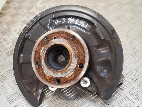 Used Right rear steering knuckle MERCEDES-BENZ CLA Coupe (C117) CLA 200 (117.343) (156 hp) 14658595