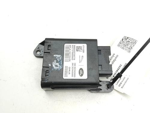 Electronic module LAND ROVER RANGE ROVER VELAR (L560) 2.0 D240 SD4 4x4 | BP33825948M83 - Image 3