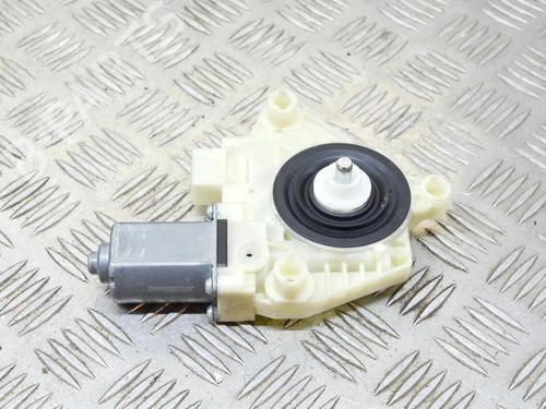 Used Right front window motor Right front window motor MERCEDES-BENZ C-CLASS (W205) C 200 BlueTEC / d (205.037) (136 hp) 8843208 8843208
