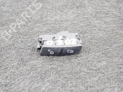 switch-mercedes-benz-e-class-w212-e-220-cdi-a204905840-2009-2010-2011-2012-2013-2014-2015-2016-6739229 main image