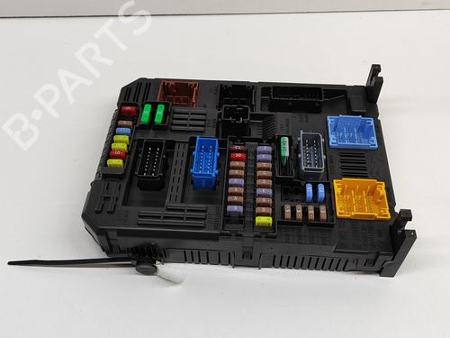 Fuse box PEUGEOT 3008 II SUV (MC_, MR_, MJ_, M4_) 1.2 THP/ PureTech 130 (MRHNSM, MRHNSU, MRHNSJ, MRHNYW,... | BP16536218E1