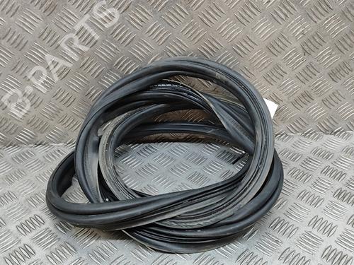 Used Rubber door seal MERCEDES-BENZ C-CLASS T-Model (S205) C 220 BlueTEC / d (205.204) (170 hp) 27782896