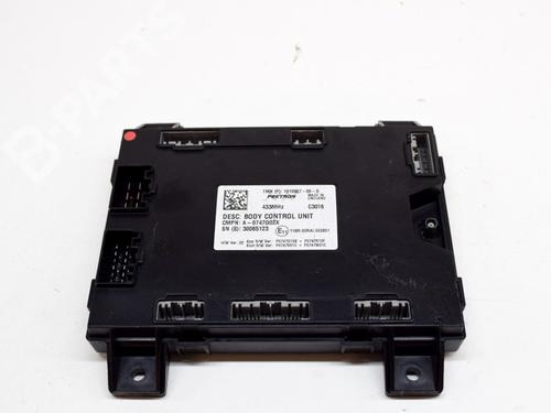 Used Electronic module TESLA MODEL S (5YJS) 75 (320 hp) 8895259
