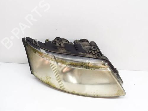 Używane Lampa przednia prawa SAAB 9-3 (YS3F, E79, D79, D75) 1.9 TiD (150 hp) 10400971