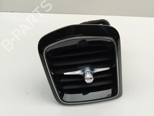 Used Air vent Air vent VOLVO V60 II (225) D3 (150 hp) 28446629 28446629