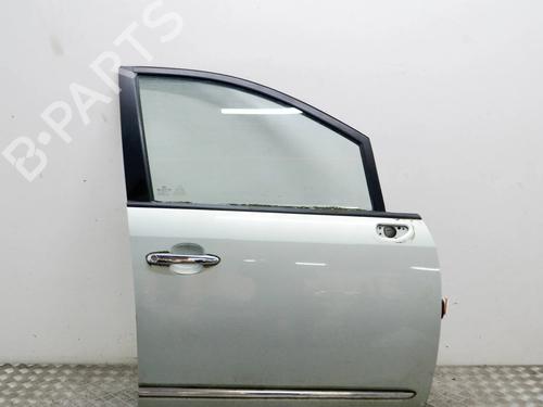 Dør højre fortil Dør højre fortil KIA CARENS III MPV (UN) 2.0 CRDi 140 (140 hp) 9165691 9165691