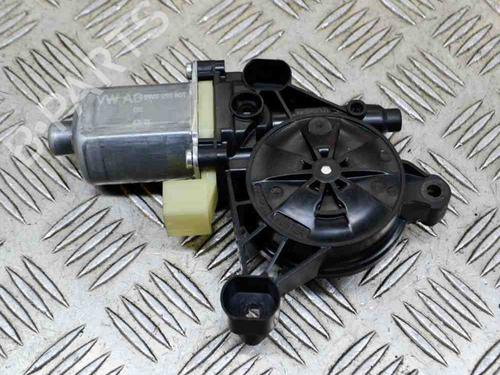 Portierruitmotor linksvoor AUDI A4 B9 (8W2, 8WC) 1.4 TFSI | BP7999528E21 