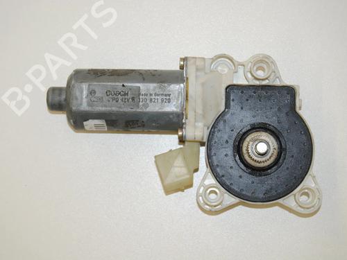 Used Right front window motor Right front window motor 9864103 9864103