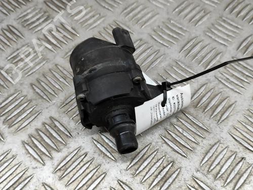 Used Auxiliary water pump BMW 5 Touring (G31) 530 d xDrive (265 hp) 16482049